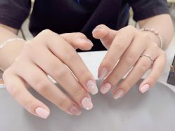 -尤米一站式美甲美睫