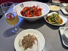 -龙巢盱眙龙虾·牛蛙·烧烤宵夜(八卦岭店)