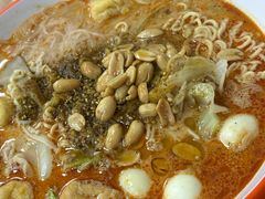 -二钢串叔麻辣烫(华龙大厦店)