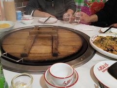 -人民公社铁锅炖·东北菜(卫国道店)