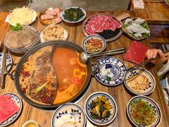 -旧街市鲜货老火锅(大光路店)