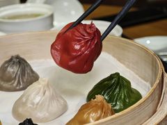 -乐忻皇朝(上海中心大厦店)