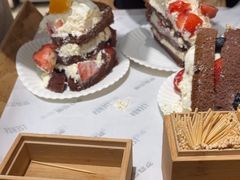 -罗森尼娜(德思勤店)