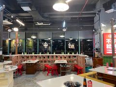 大堂-憨铁匠老火锅(龙岗万科里店)