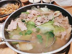 -川堂风·跷脚牛肉·乐山爆炒(宝山日月光店)