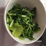 某位童鞋手工制作的凉拌鸡爪，手动点赞 看看这个色泽是