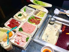 鸳鸯锅-海底捞火锅(探十里店)