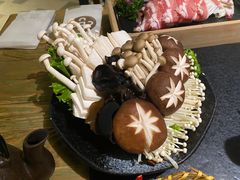 -湊湊火锅·茶憩(上海合生汇店)