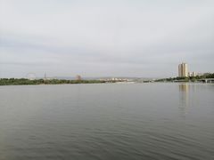 -灞河西岸滨河公园