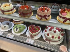 -花花卷卷·鲜食蛋糕(静安久光百货店)