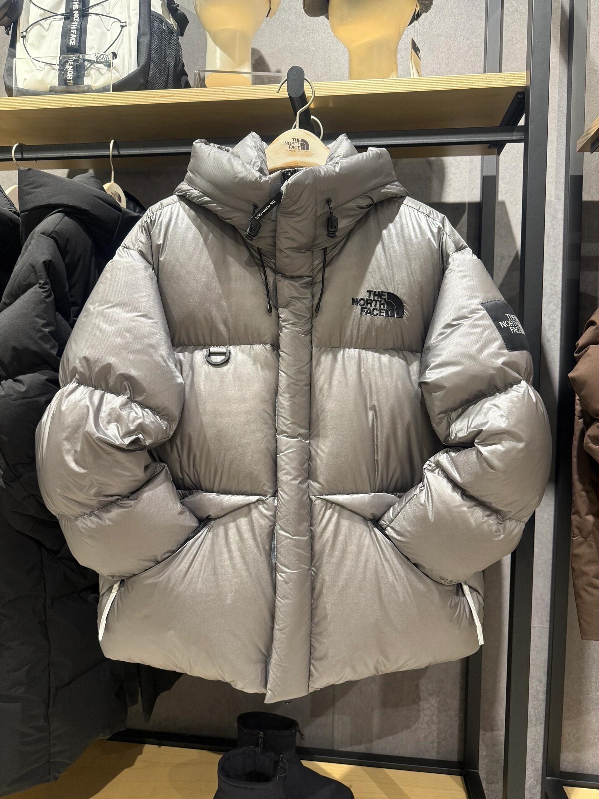 24年新款北面白标羽绒服中长款来袭