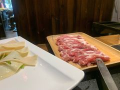 手切鲜牛肉-宽板凳老灶火锅(簋街店)
