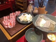 -谭鸭血老火锅(远大购物广场店)