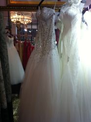 -喜喜婚纱HAPPINESS STUDIO奢定馆(海淀体验馆)