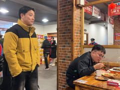 -冶建镜子·老南昌大排档·江西虾王(总店)