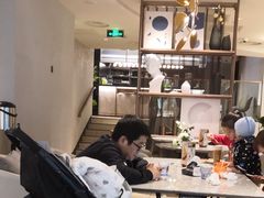 大堂-必胜客(兴旺店)