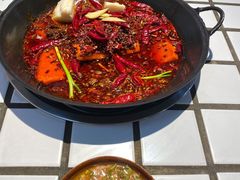 红油锅底-贰回巷火锅馆(钟楼店)