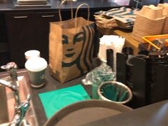 -星巴克臻选(威海威高广场店)
