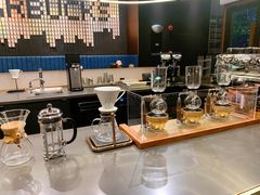 -星巴克臻选(上海虹桥新天地三店)