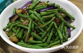 Stir-Fried Dwarf Cucumber and String Beans
