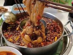 -蛙两只美蛙鱼头火锅(恒茂店)