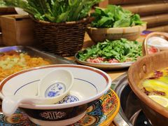 -洱火云南酸菜牛肉火锅(石景山当代商城店)