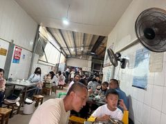 -正宗杨记普洱酸醋米线(总店)