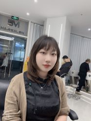 -5M HAIR SALON