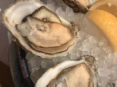 -斯普汇生蚝牛排馆(中骏世界城店)