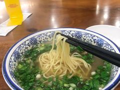 牛骨清汤牛肉面-兰州-西固陈记牛肉面·烧烤(山阴路店)