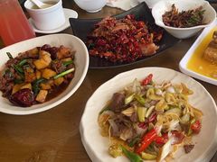 -隔壁老王·家常云南菜(花巷店)