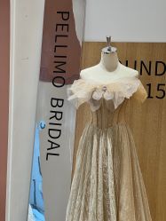 -派丽莫Pellimo原创设计婚纱品牌