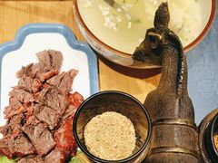 -乔家小院•非遗驴肉•本地小海鲜(滨河路店)