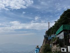 -马仁奇峰