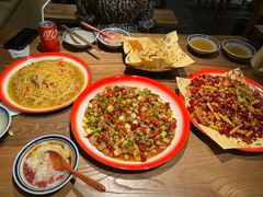 -泥糊破店小酒馆·团建聚餐(南京西路店)