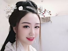 -九月鹰飞汉服摄影工作室