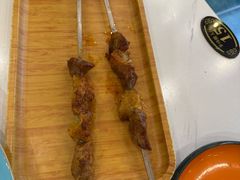 -乡村馕坑肉·烧烤·新疆菜·本地人更爱吃(阿勒泰首店)