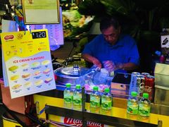 -詹爷爷乌节路街头冰淇淋