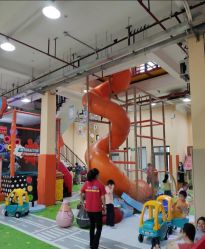 -动力星球家庭亲子游乐中心
