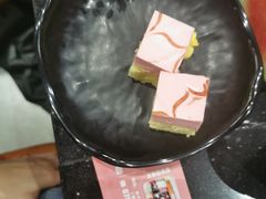 -钱小主·自助回旋烤肉火锅餐厅(东方新天地店)
