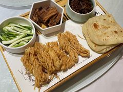 -鸭王烤鸭店(三里河店)