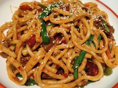 -欧提汗·新疆餐厅·清真(银都路店)
