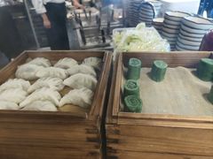 -中央电视塔旋转餐厅