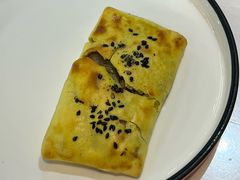 酥皮烤包子-椒鸣椒麻小馆·新疆菜(五道口创始店)