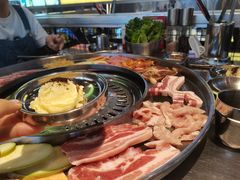 -哈哈碳都·牛肋条无限自助烤肉(台江万达店)