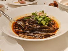 鲜椒秋葵炝虎尾-扬州香格里拉·香宫中餐厅