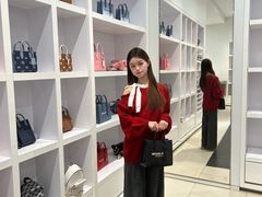 -王府井奥莱临潼小镇(临潼店)