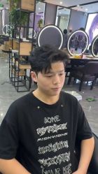 -藤野造型烫染·漂发