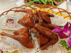 中山石岐冰皮乳鸽-津津菜馆(绝没分店)