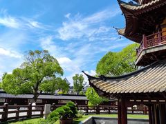 -龙华寺